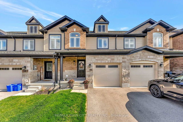 38 Bawcutt Crescent