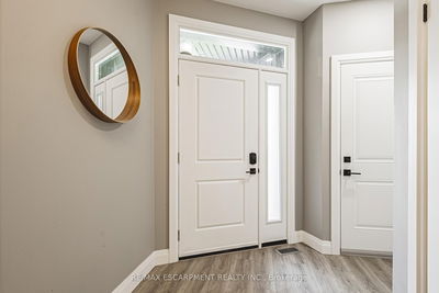 1053 BAY St, Norfolk - Port Rowan image-0-3