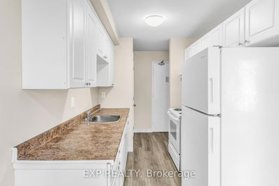 Unit 101 — 601 Barber Ave, North Perth - Listowel image-0-4