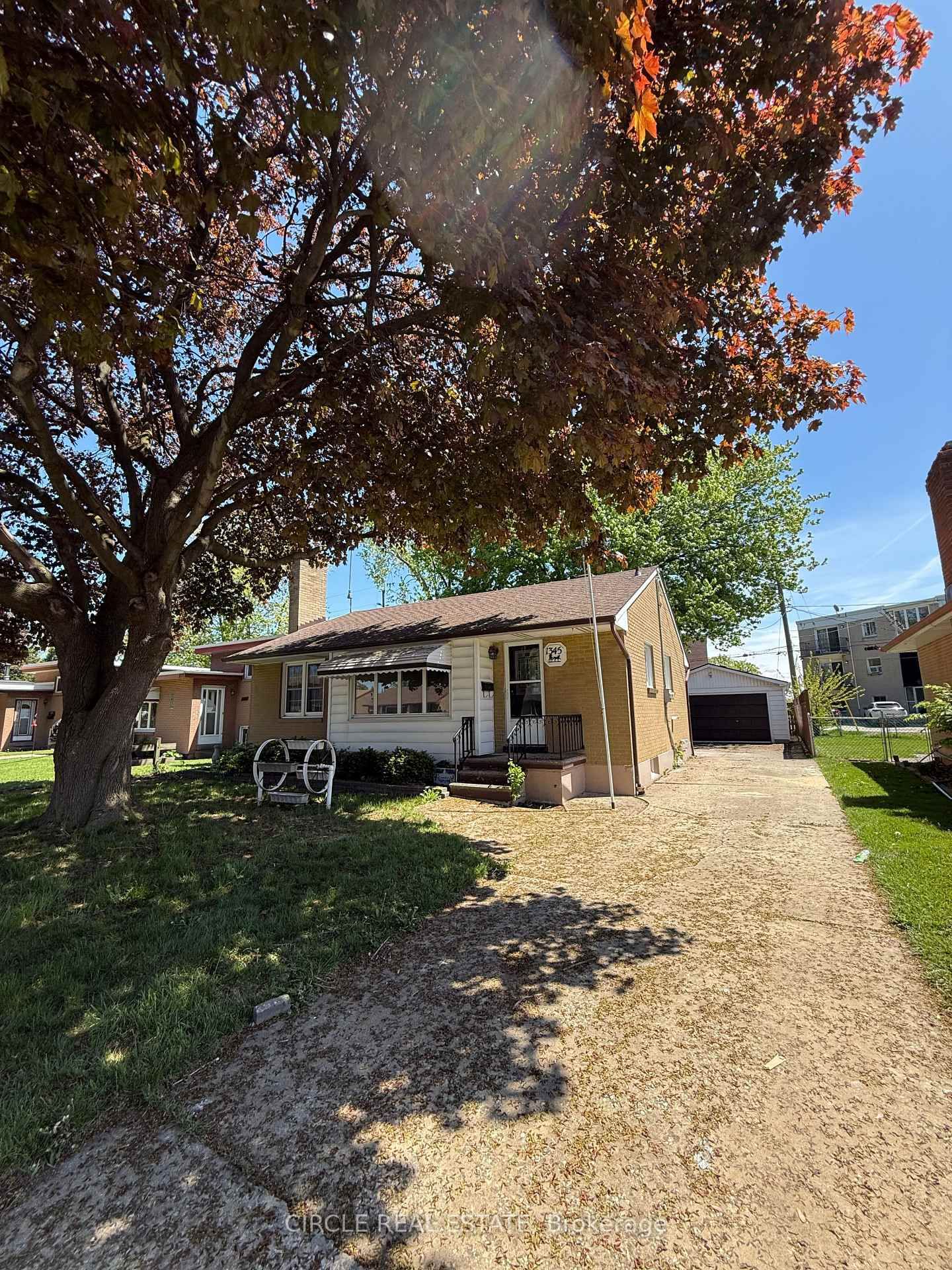 Detached House for sale at 1345 Marlborough Boulevard, Windsor, N9C 1Y8 - MLS: X12140248