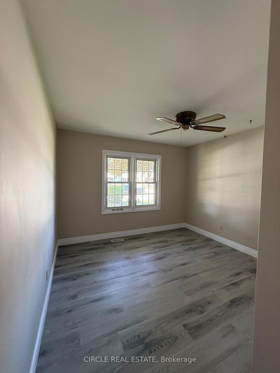 1345 Marlborough Blvd, Windsor -  image-0-4
