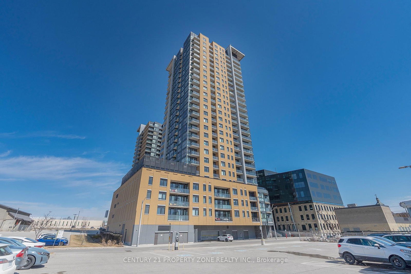 Condo for sale at 310-108 Garment Street, Kitchener, N2G 0E2 - MLS: X12140312