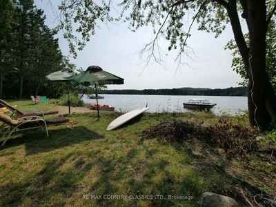 6 Swan Lane, Barry's Bay - Madawaska Valley image-0-2