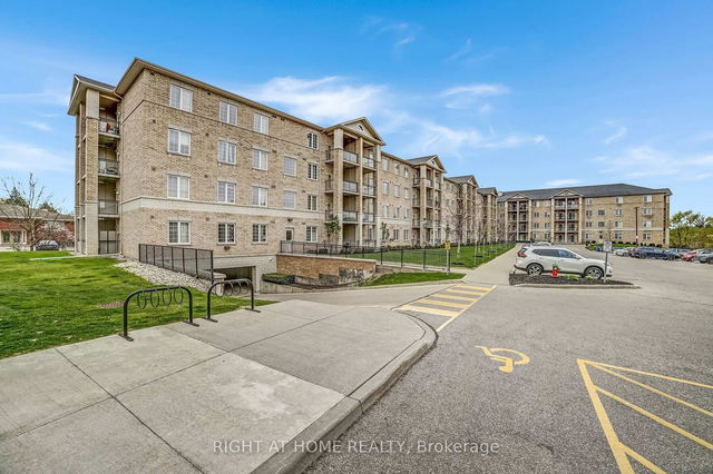 218 - 1077 Gordon Street