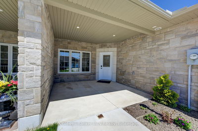103 Broomers Cres, Wellington North - Mount Forest image-0-2