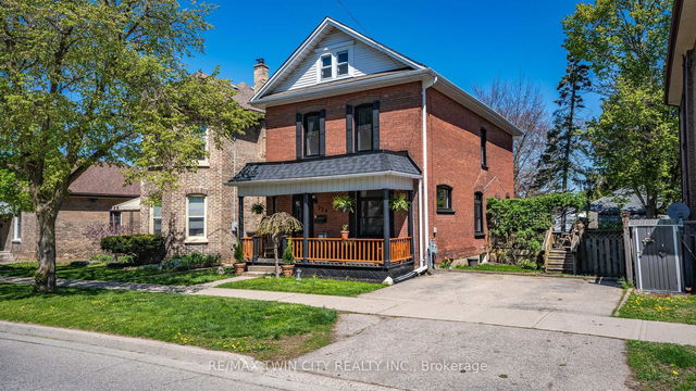 224 Wellington Street