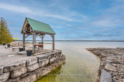 19 Eagle Rd, Northern Bruce Peninsula - Northern Bruce Peninsula image-0-1
