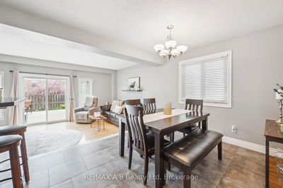 6 Tottenham St, Kitchener -  image-0-4