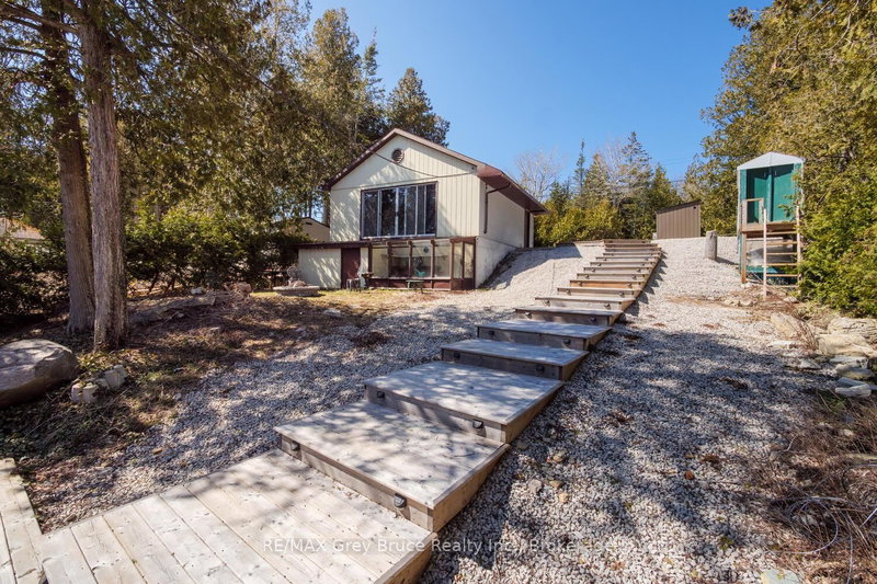 59 Simpson Ave, Northern Bruce Peninsula, N0H 2R0 | Image 3