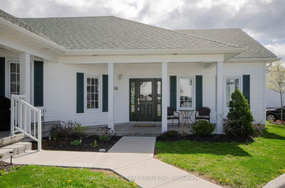 Unit 501 — 300 Croft St, Port Hope - Port Hope image-0-2
