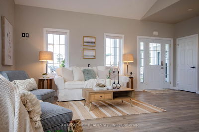 Unit 501 — 300 Croft St, Port Hope - Port Hope image-0-4