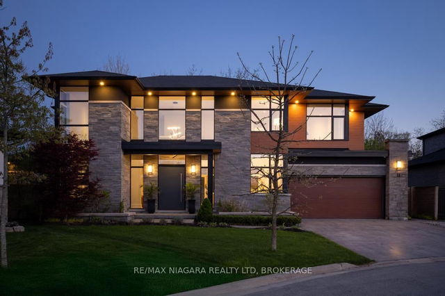 11 Woodbourne Court
