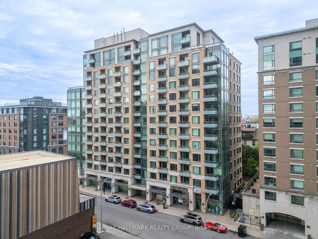 405 - 238 Besserer Street