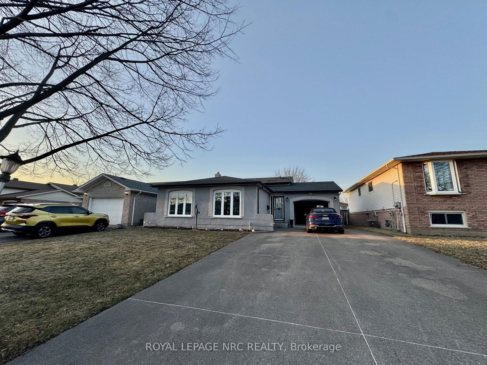 Detached House for sale at 10 Cornwell Circle, St. Catharines, Ridley, L2S 3C5 - MLS: X12140898