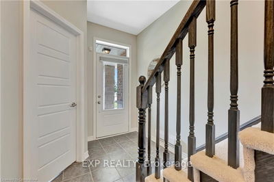 547 Goldenrod Lane, Kitchener -  image-0-3