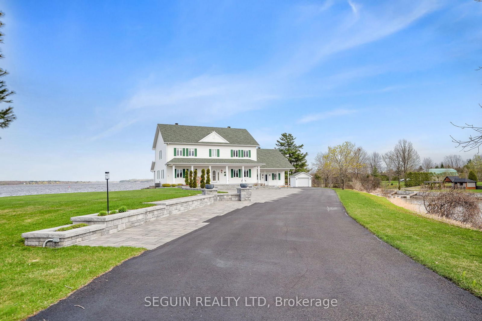 Detached House for sale at 3519 Front Road, East Hawkesbury, East Hawkesbury Twp, K6A 2R2 - MLS: X12140951