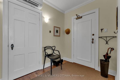 Unit 2 — 433 Besserer St, Ottawa - Sandy Hill image-0-2