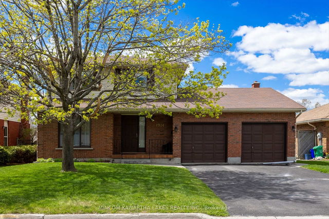 1914 Parkwood Circle