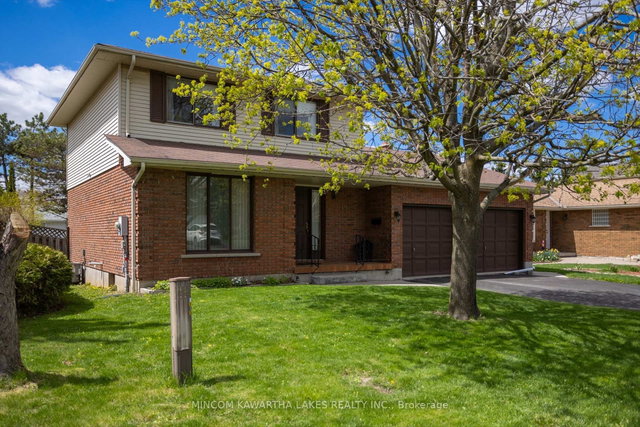 1914 Parkwood Circle