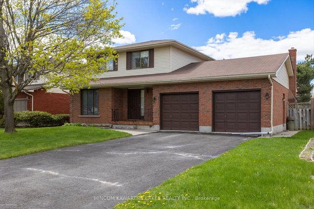 1914 Parkwood Circle
