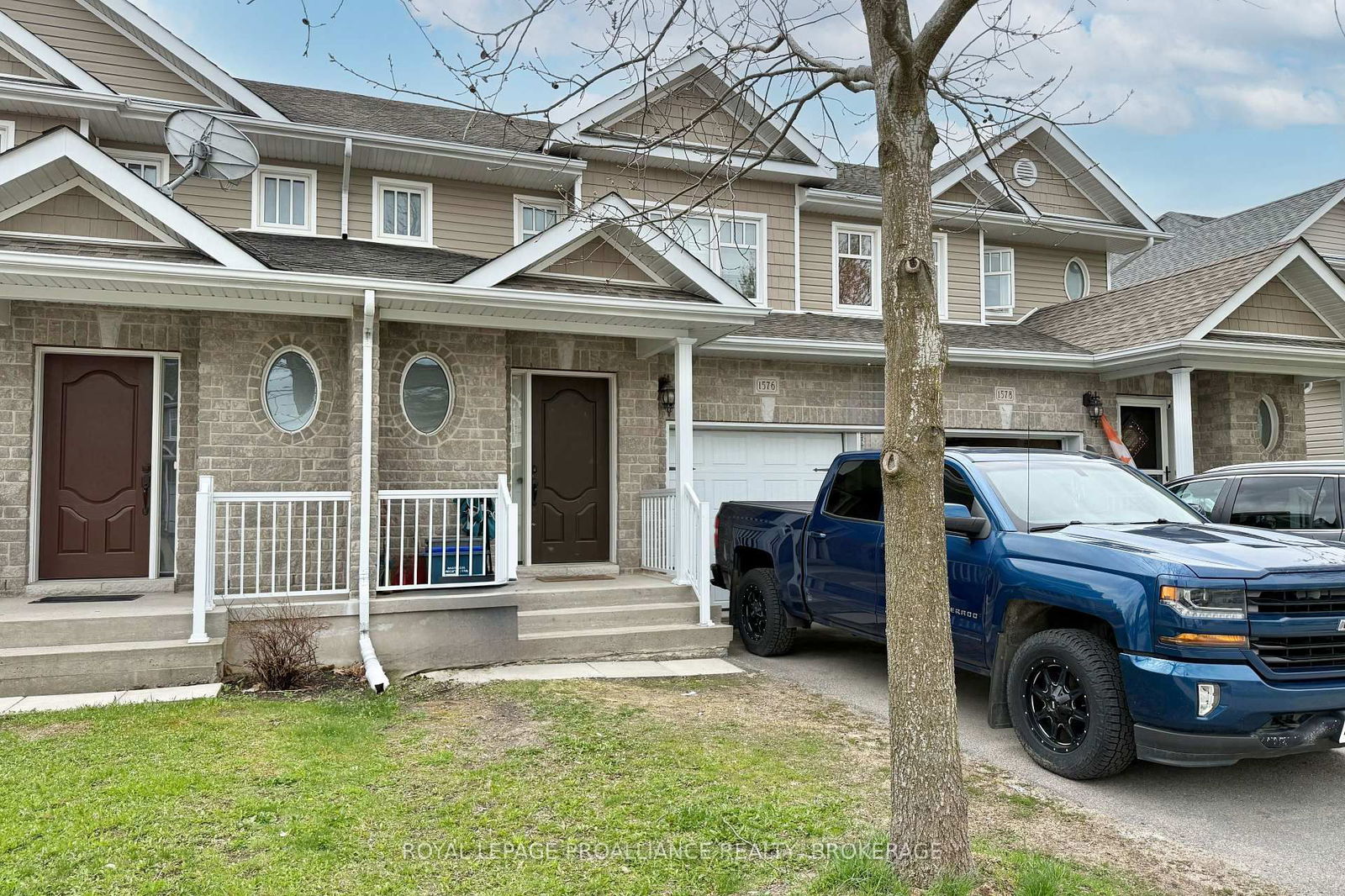 Townhouse for sale at 1576 Crimson Crescent, Kingston, City Northwest, K7P 0J3 - MLS: X12141113