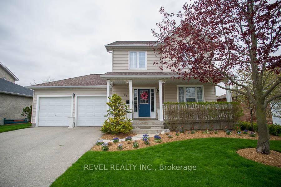 Detached House for sale at 22 Owen Street, Ingersoll, South, N5C 4G7 - MLS: X12141139