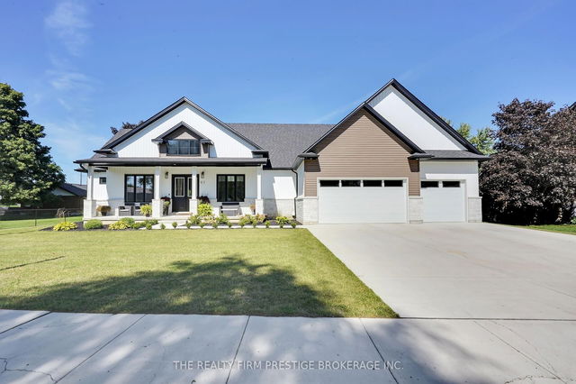 97 Simcoe Avenue