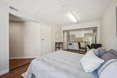 Unit A — 421 Bairstow Crescent — photo 6