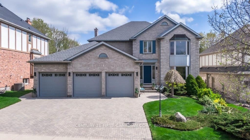 Detached House for sale at 31 Glenridge Crescent, London North, North A, N6G 4W5 - MLS: X12142044