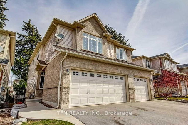 19 Goldenview Court