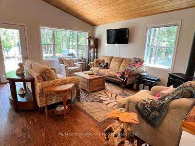 4501 Elephant Lake Rd, Dysart et al - Harcourt image-0-3