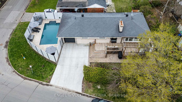 953 Fairlawn Avenue