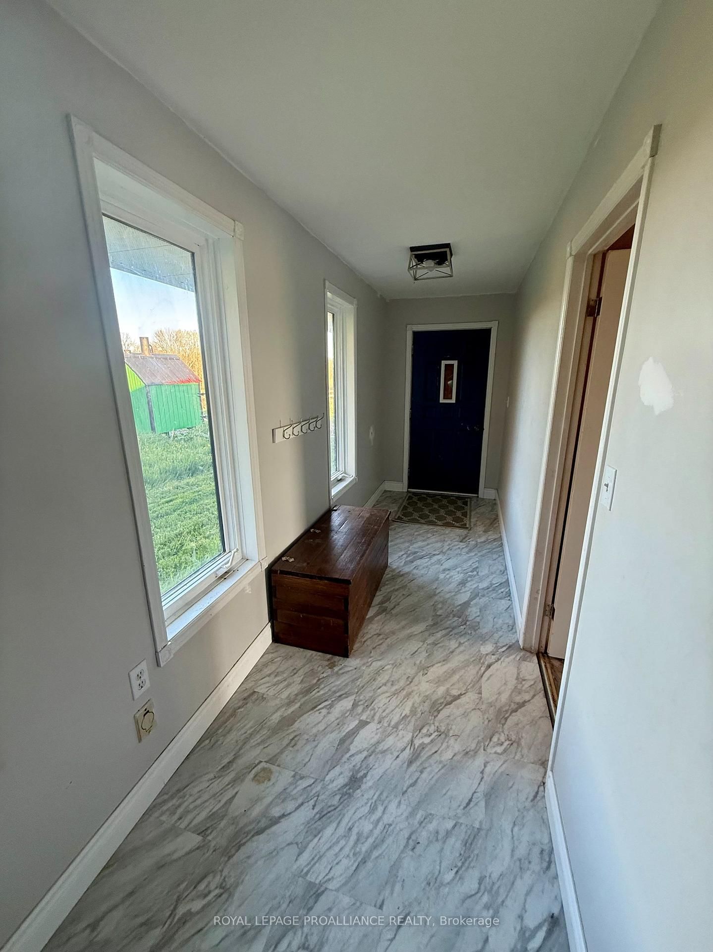 Listing Image 27
