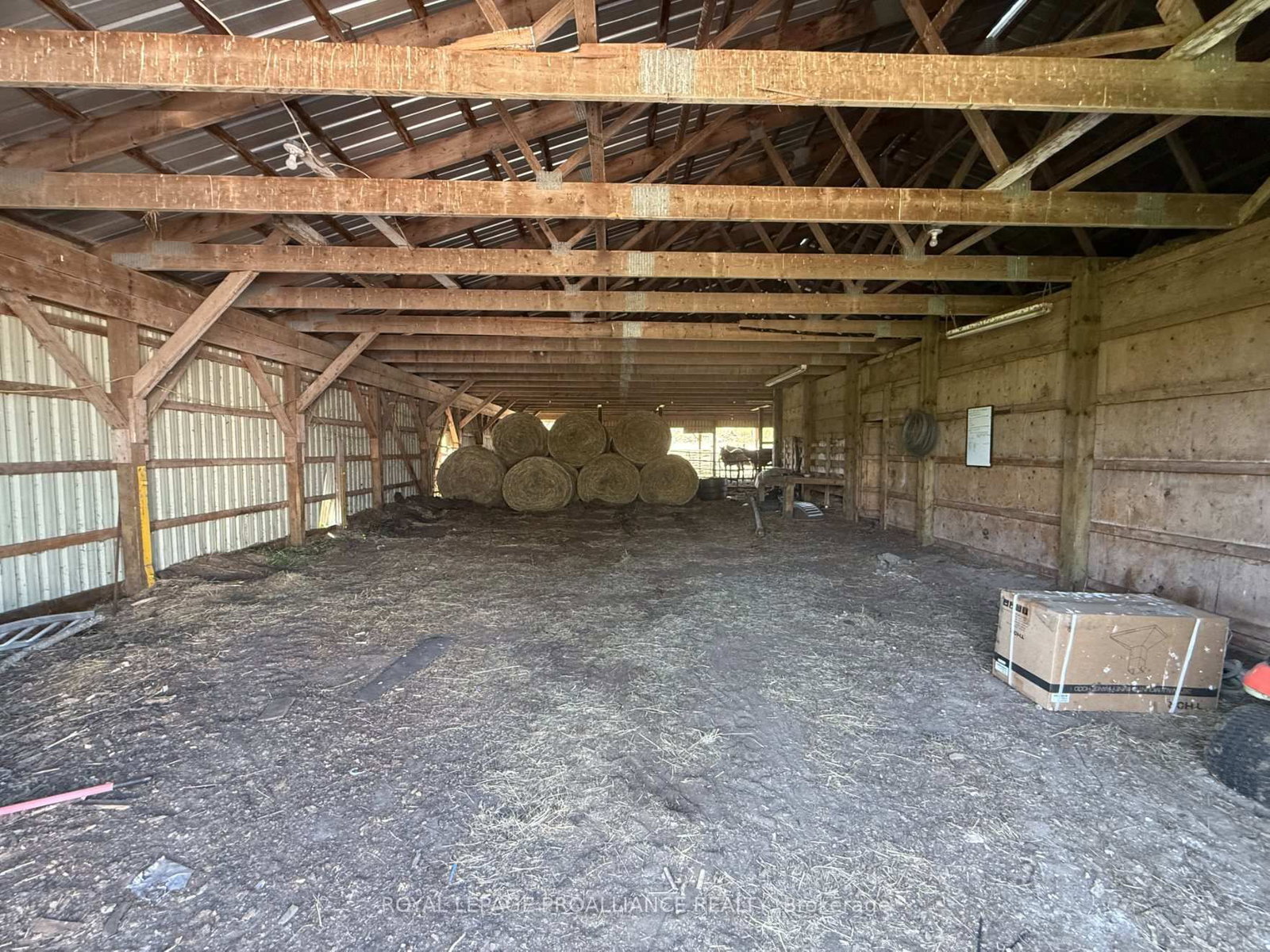 Listing Image 30