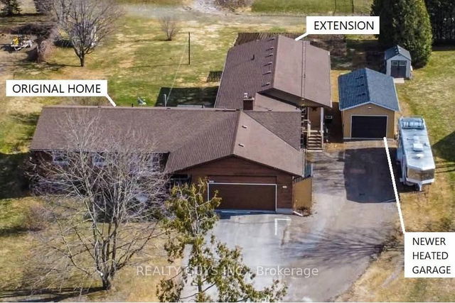3211 County Rd 2 Road