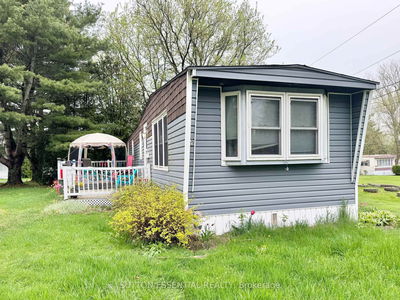 Unit 2 — 2-72 Main St. West St, Elizabethtown-Kitley - Elizabethtown Kitley (Old Kitley) Twp image-0-1