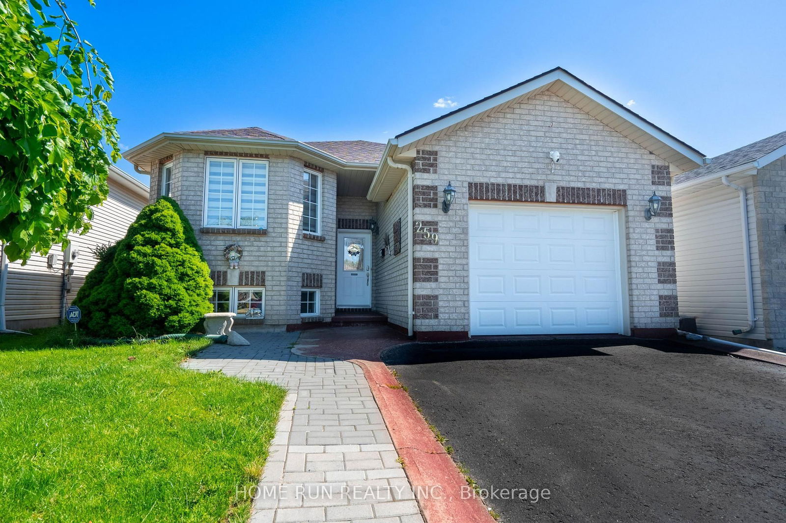 Detached House for sale at 259 Sheridan Street, Kingston, City Northwest, K7P 3C6 - MLS: X12142828
