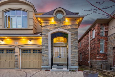 584 Pinery Tr, Waterloo -  image-0-3