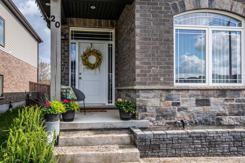 20 Stier Rd, Wilmot, N3A 4N7 | Image 3