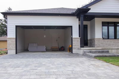 Unit 6 — 430 HEAD St, Strathroy-Caradoc - NE image-0-1