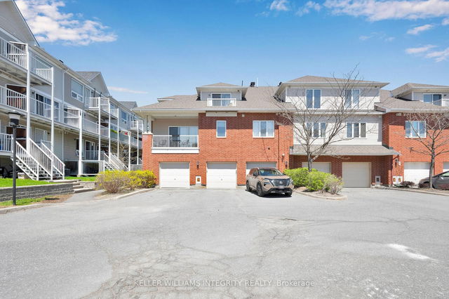 B - 10 Daybreak Street