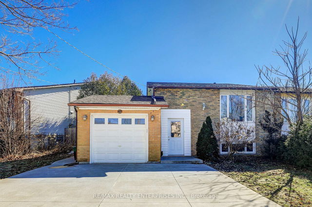 UPPER - 71 Adis Avenue
