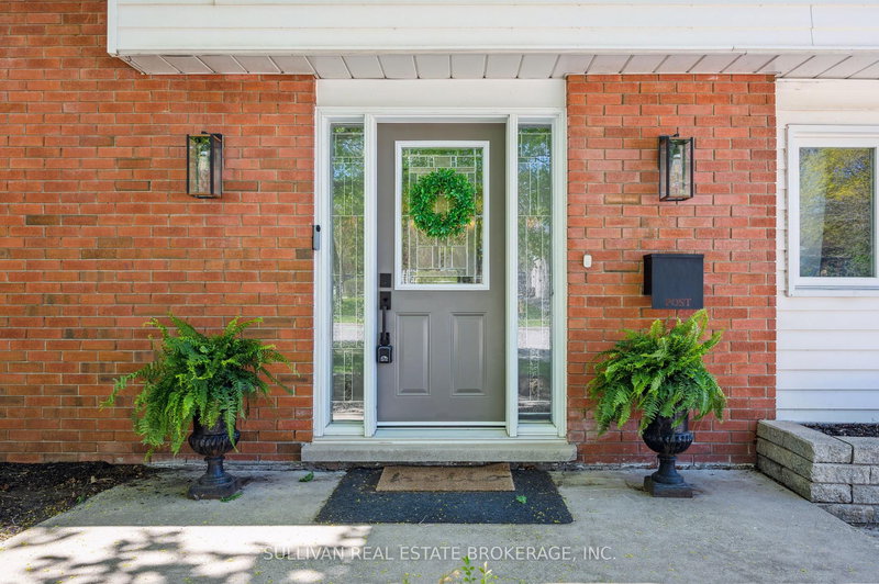 185 Carter Ave, Waterloo, N2J 3K5 | Image 3