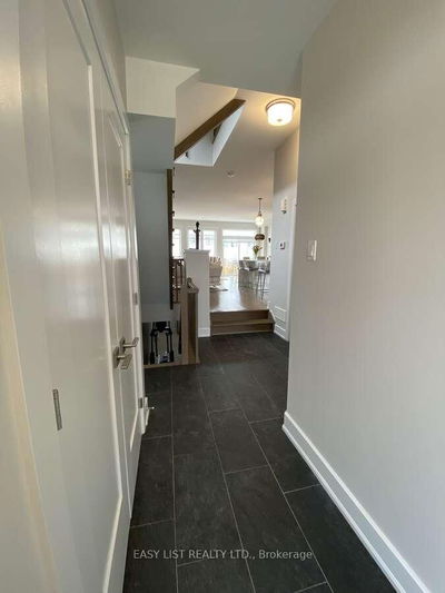 732 Cap Diamant Way, Orleans - Camelot image-0-1