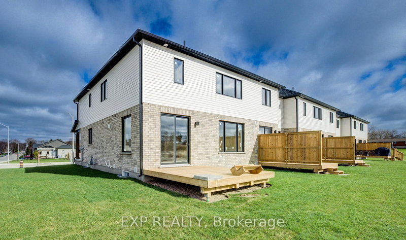 40 Anne St W, Minto, N0G 1Z0 | Image 3