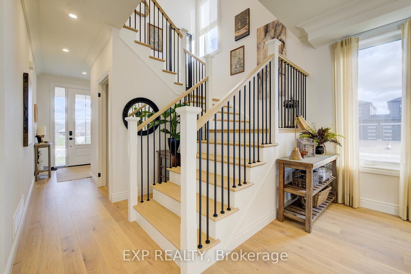 109 Thackeray Way, Minto, N0G 1Z0 | Image 2