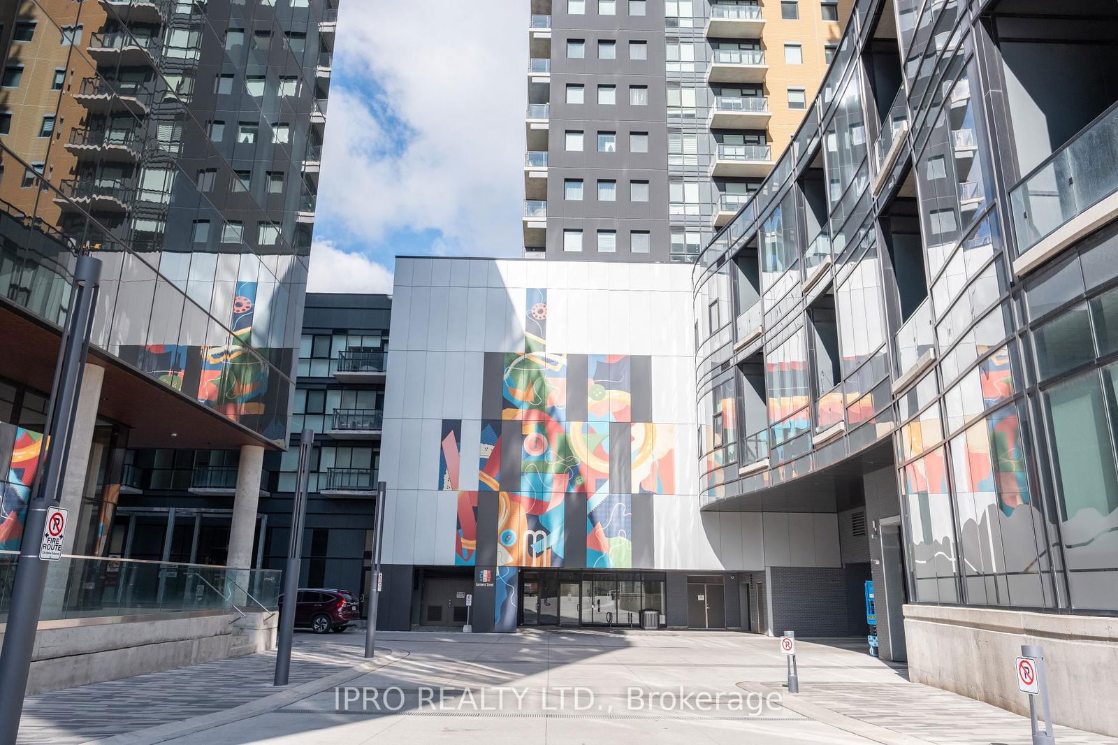 Condo for sale at 2707-108 Garment Street, Kitchener, N2G 0E2 - MLS: X12143381