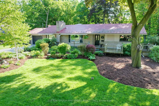 7 Metamora Crescent