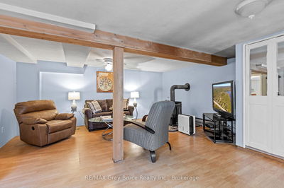 6227 Highway 6 Highway, Northern Bruce Peninsula - Northern Bruce Peninsula image-0-3