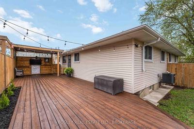 15 Westlake Lane, St. Catharines - Lakeport image-0-2